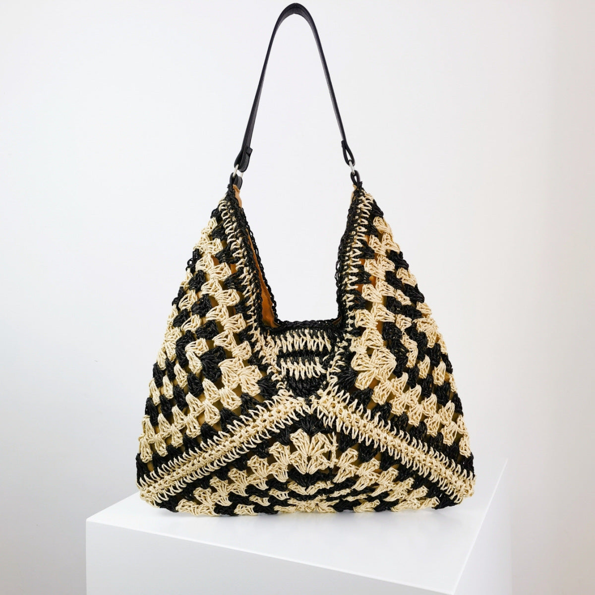 Handmade Straw Woven Hollow Contrast Color Weave Shoulder Bag