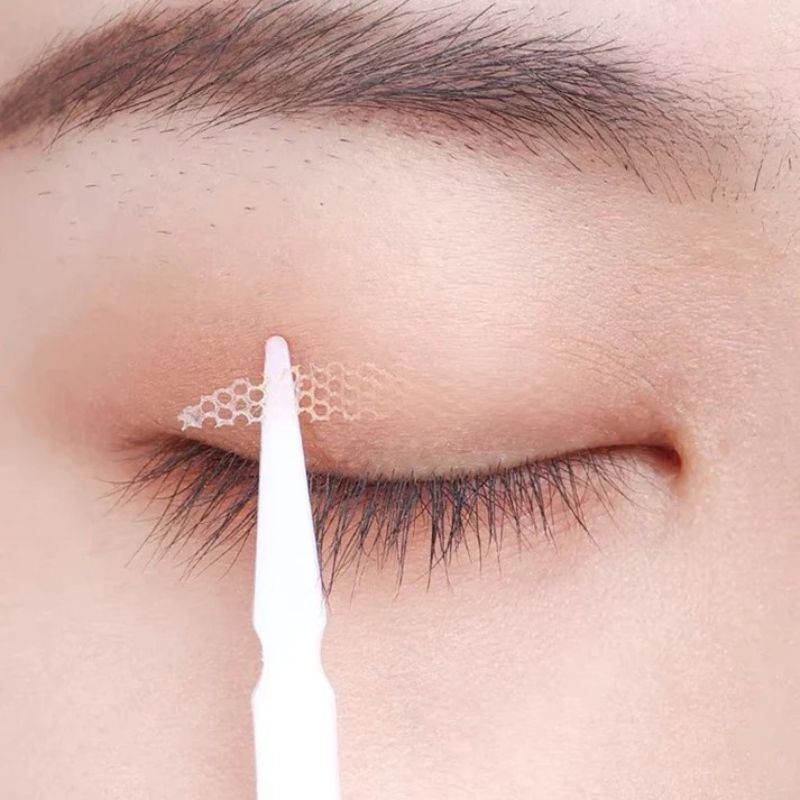 SecretLift Strips: Discreet Eye-Lift