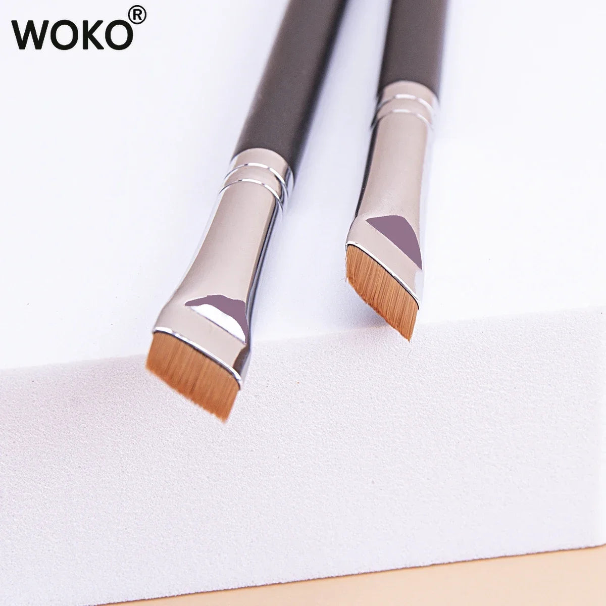 212 Flat Eyebrow Brush Ultrathin